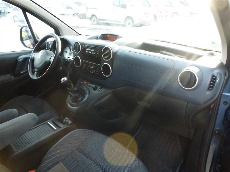 Peugeot Partner Tepee 1,6 TeePee HDI 92 k Active - fotka 24 z 44