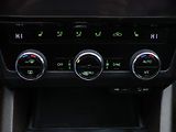 Škoda Octavia 2.0 TDI 110kW DSG L&K LED CZ - náhled 26