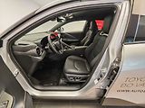 Toyota C-HR 2.0 Plug - in Hybrid ( 220k ) - náhled 22