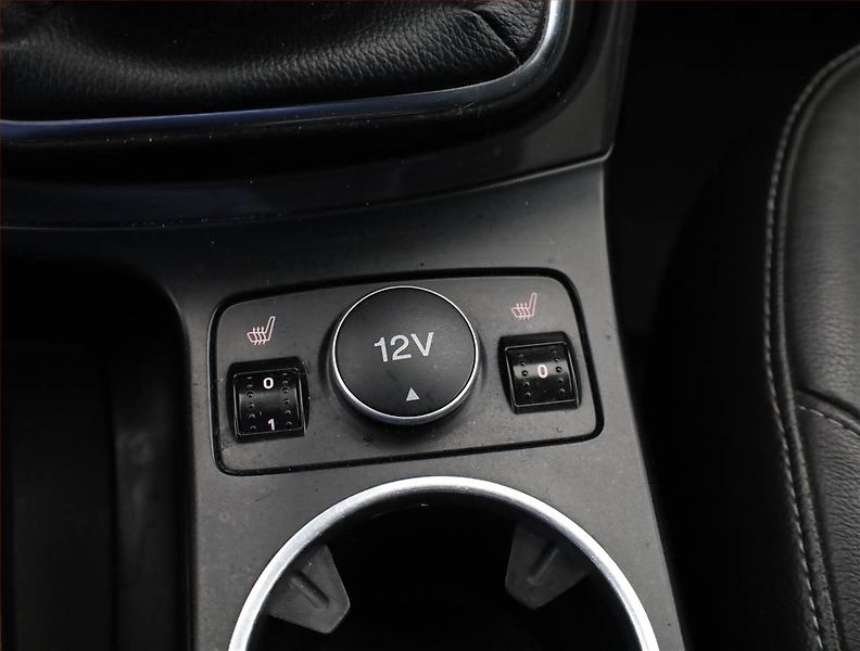 Ford Kuga (2014) Trend 2.0 TDCi, 4X4, Navi - fotka 13 z 20