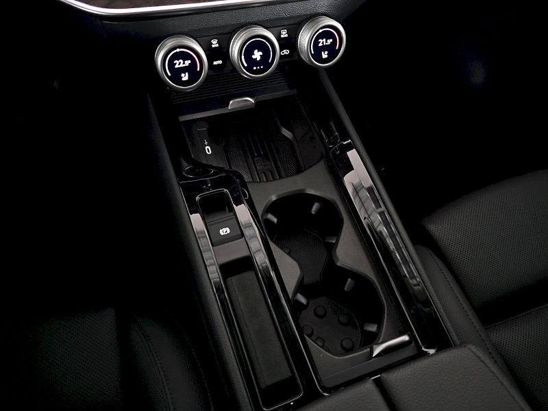 Škoda Superb (2024) 2.0TDi 142kW 4x4 Laurin a Klem - fotka 24 z 30