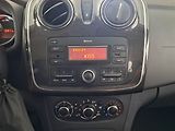 Dacia Sandero (2018) 0.9 TCe, LPG, ČR,1.maj - náhled 12