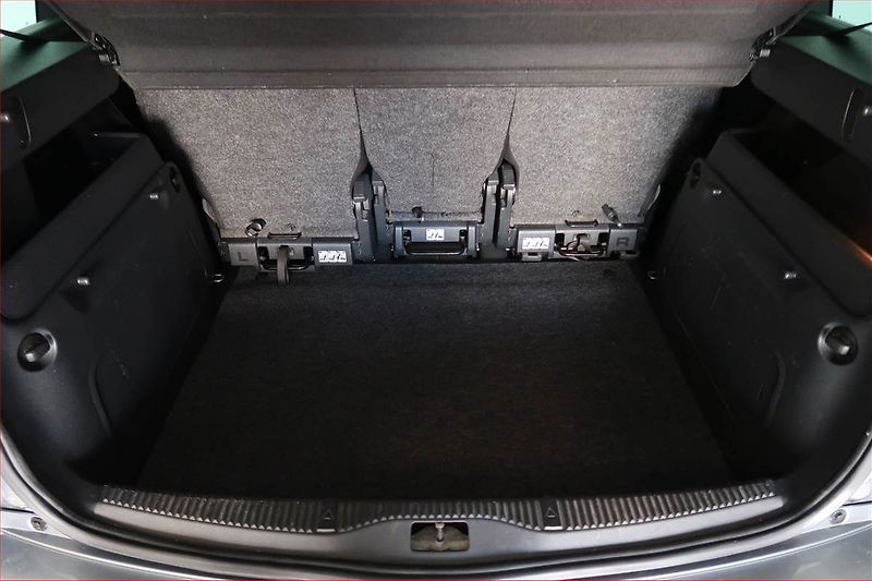 Škoda Roomster (2011) Ambition 1.2 TSI - fotka 12 z 14