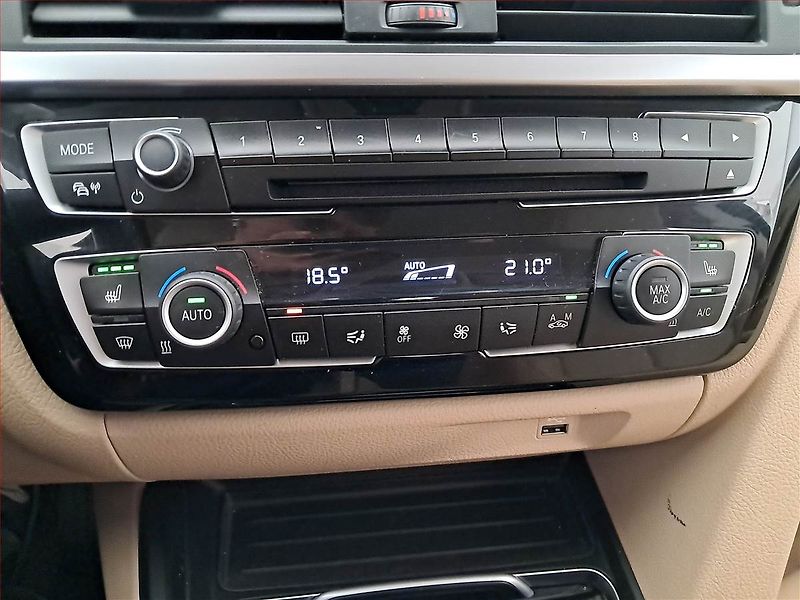 BMW Řada 4 (2018) 430i xDrive - fotka 18 z 23