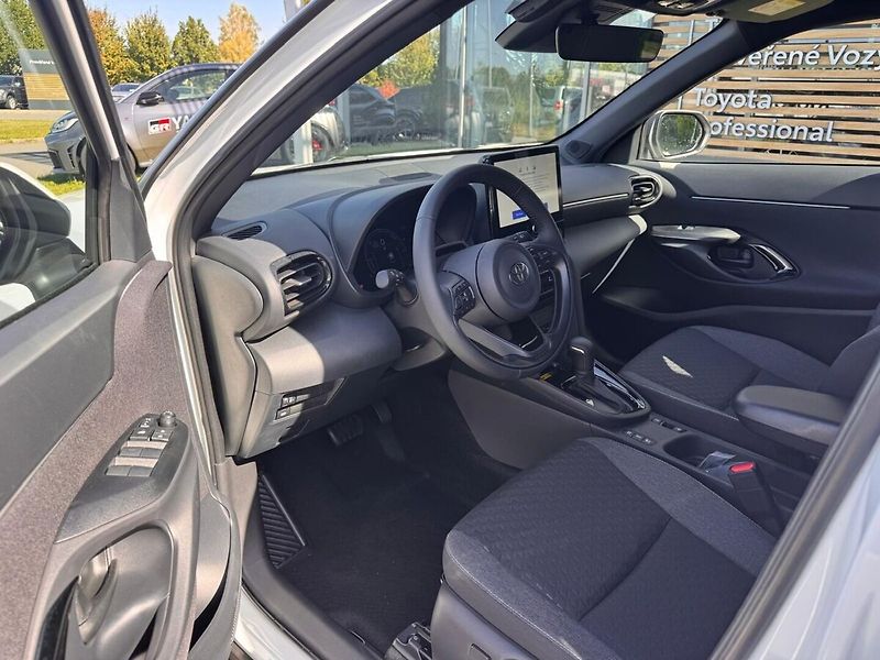 Toyota Yaris Cross - fotka 9 z 13