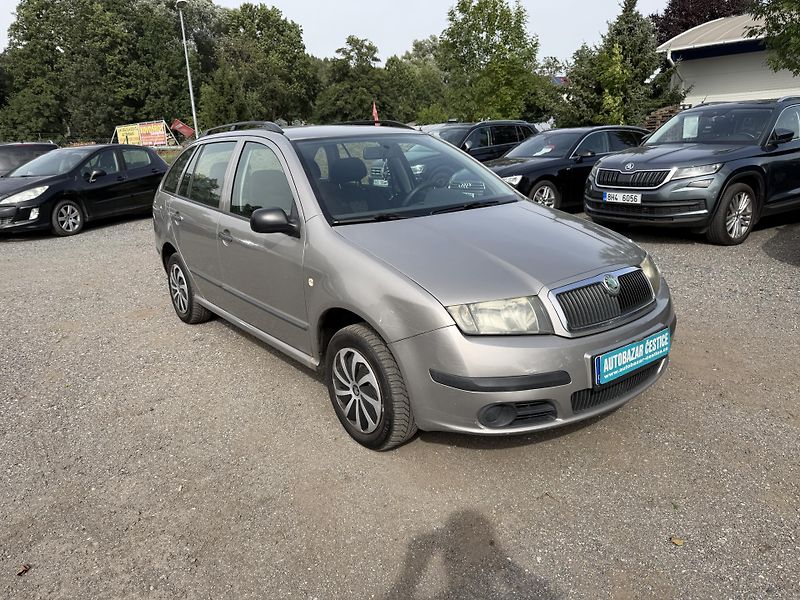 Škoda Fabia 1.2i - fotka 4 z 18