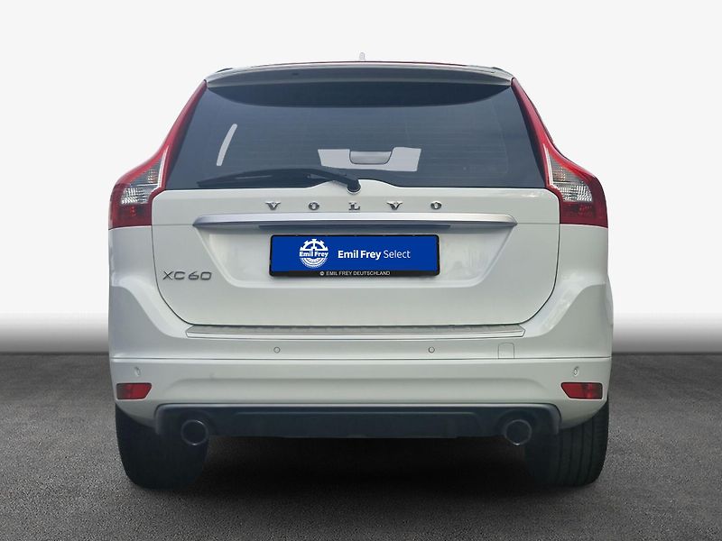 Volvo XC60 T5 AWD Aut. RDesign #TAŽNÉ - fotka 5 z 16