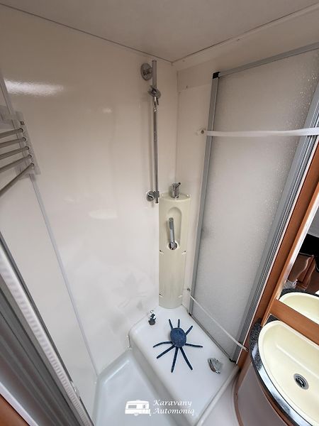 Hymer Ostatní (2009) Tramp T 674 SL Fiat, Markíza - fotka 15 z 30