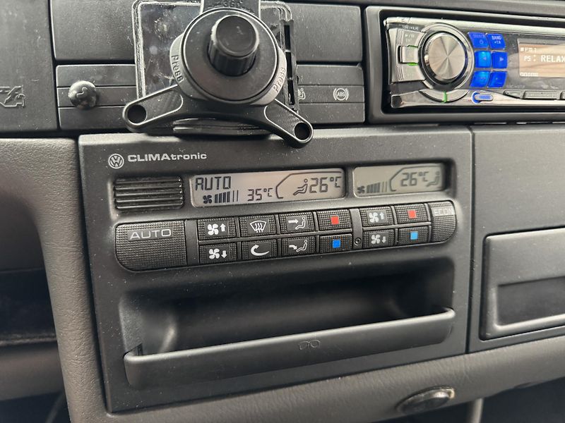 Volkswagen Caravelle California*2.5d*75kw*KLIMA* - fotka 22 z 23