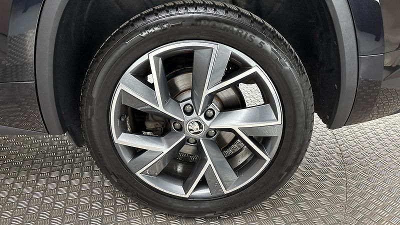 Škoda Kodiaq 2.0 TDI DSG 4x4 Sportline - fotka 19 z 29