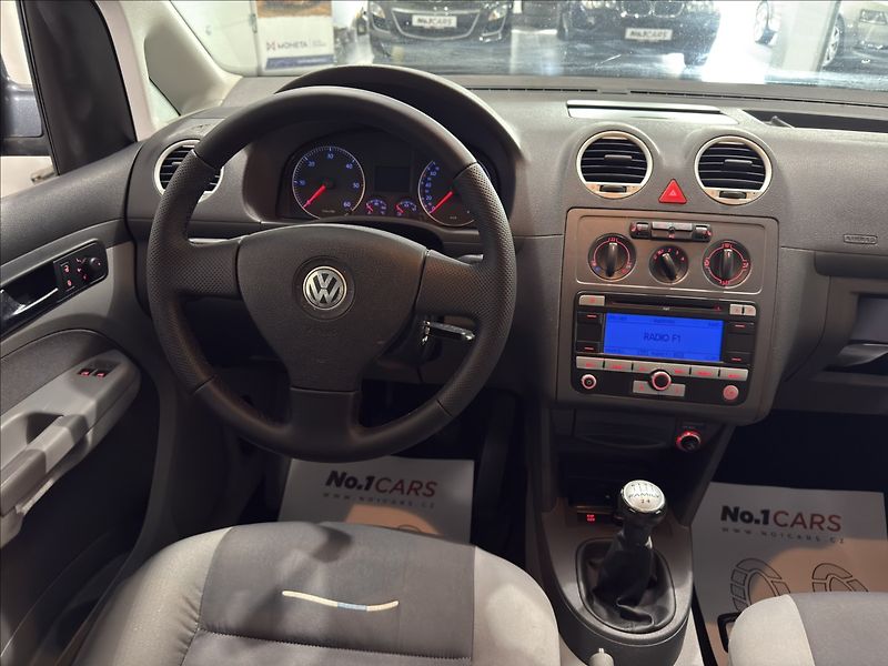 Volkswagen Caddy 1,9   TDI 77KW FAMILY EDITION - fotka 13 z 20