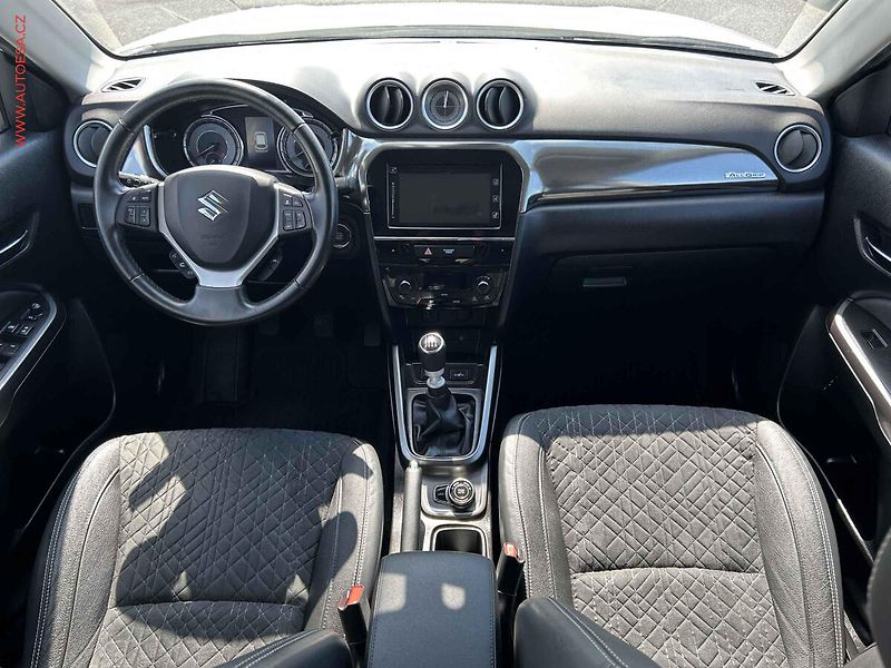 Suzuki Vitara (2020) 1.4 T, 1.maj,ČR, Elegance - fotka 8 z 18
