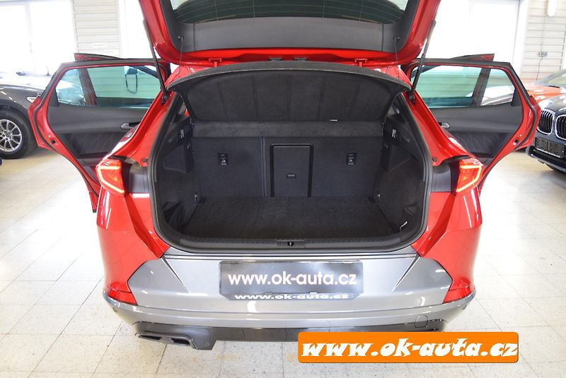 Cupra Formentor 2.0 TDI 4x4 DSG 33 000 KM - fotka 18 z 66