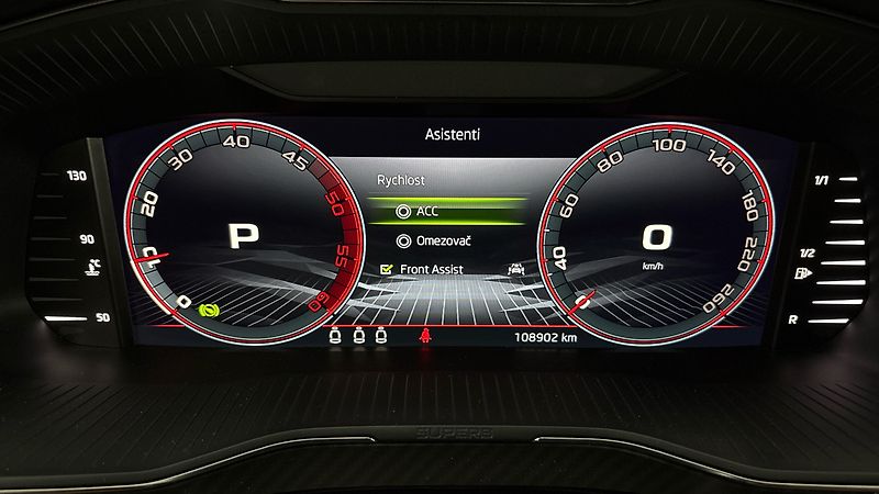 Škoda Superb 2.0 TDI DSG 4x4 Sportline Comb - fotka 10 z 28