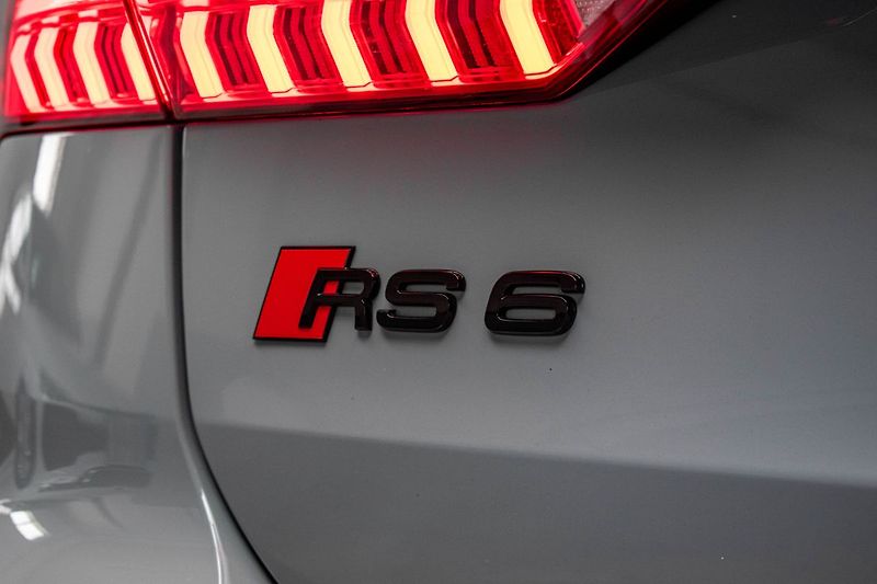 Audi RS 6 463kW PERFORMANCE*ČR*ZÁRUKA*DP - fotka 31 z 32