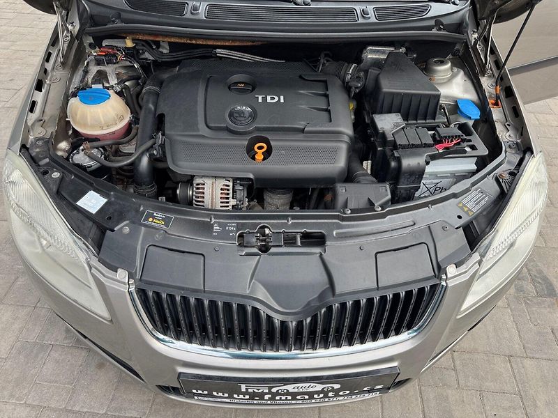 Škoda Roomster (2008) 1.4TDi - fotka 31 z 33