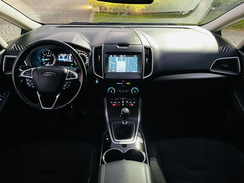 Ford S-MAX 2.0TDCi MANUÁL SERVISKA TAŽNÉ - fotka 23 z 42