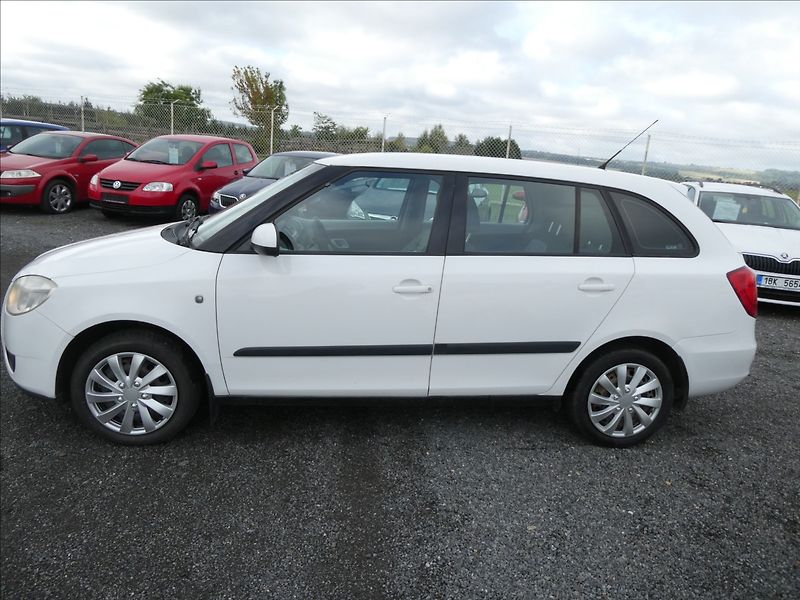 Škoda Fabia 1,2 HTP 51kW Ambiente,DPH,klim - fotka 5 z 51