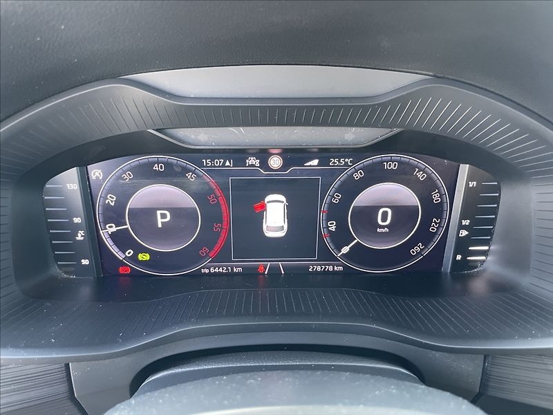 Škoda Kodiaq 2,0 TDi 110kw STYLE 4x4 DSG 7m - fotka 17 z 41
