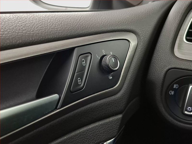 Volkswagen Golf (2013) 1.4 TSI, Tempomat - fotka 18 z 18