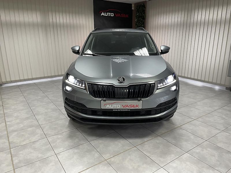 Škoda Karoq 1.5 TSi 125 YEARS ČR 1.MAJ SER - fotka 5 z 31