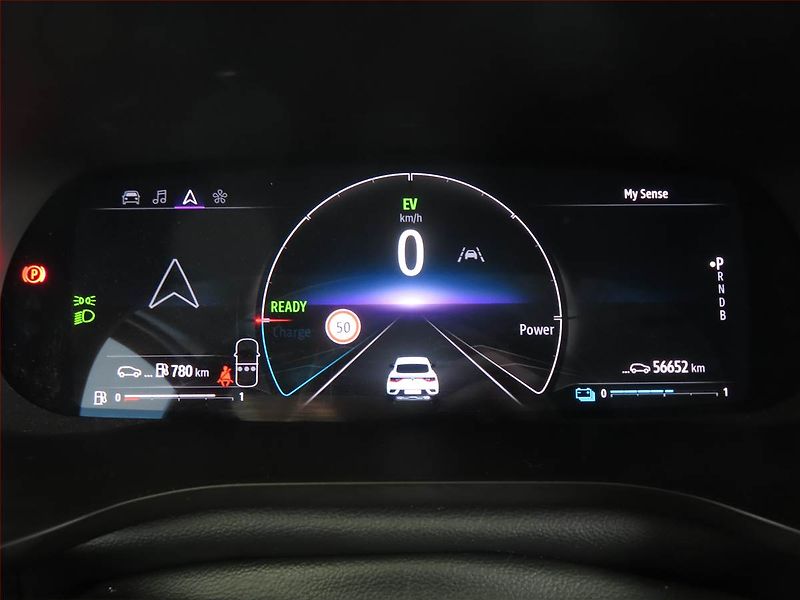Renault Arkana (2023) Intens E-Tech - fotka 11 z 14