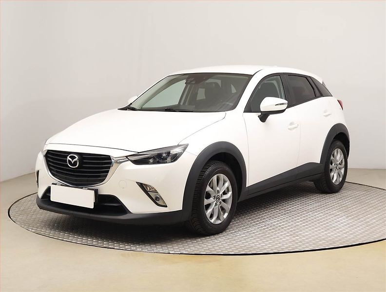 Mazda CX-3 (2016) 2.0 Skyactiv-G, Xenony - fotka 2 z 19