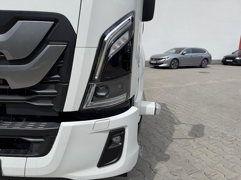 Isuzu F11 (2026) 5.2L, 240k, MT6, Hákový nosič - fotka 10 z 35
