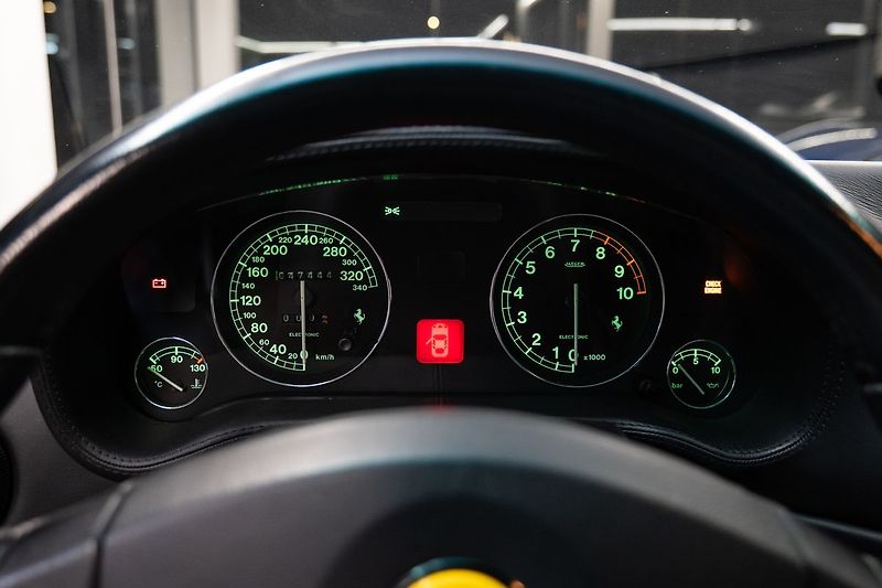 Ferrari 550 Maranello - fotka 17 z 22