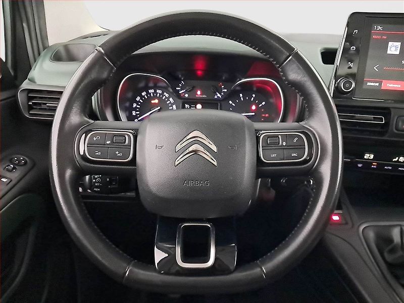 Citroën Berlingo (2018) Feel 1.5 BlueHDi, 5Míst, ČR - fotka 15 z 16