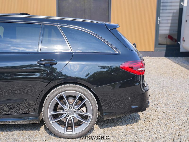 Mercedes-Benz Třídy C (2018) C 43 T AMG 4matic Pano, Multib - fotka 25 z 25