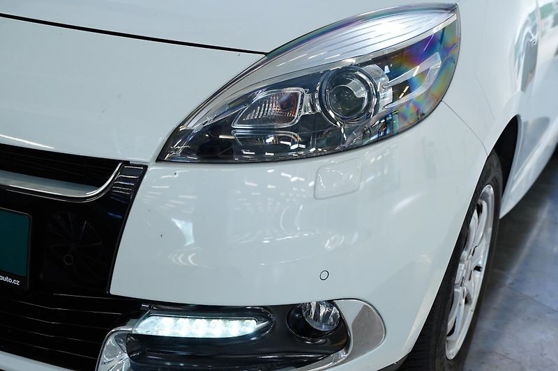 Renault Scénic - fotka 9 z 27