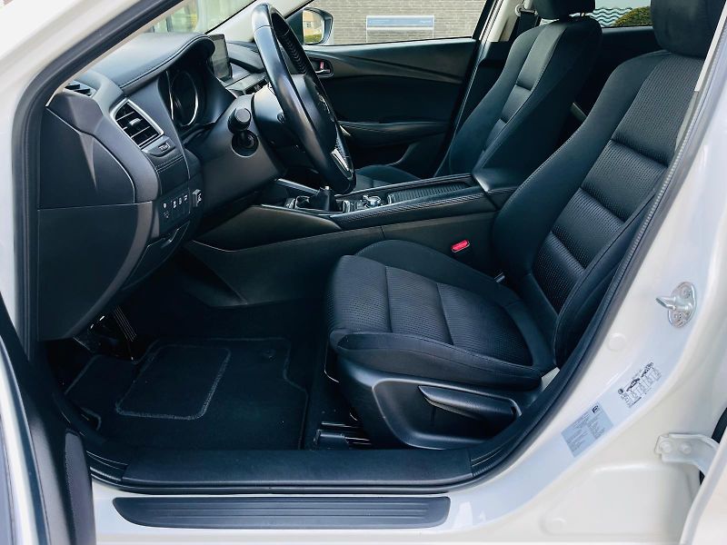 Mazda 6 2.0i 1.MAJITEL SERVISKA LPG - fotka 32 z 48