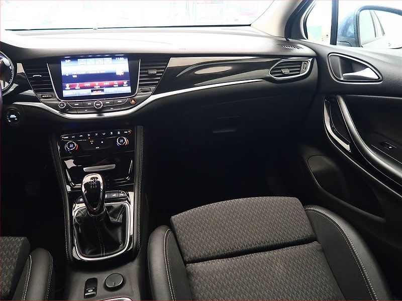 Opel Astra (2016) 1.6 CDTI, Serv.kniha, Navi - fotka 8 z 18