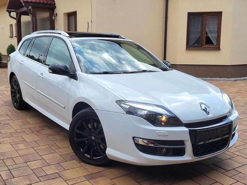 Renault Laguna 2.0dCi 127kW*4CONTROL*PANORAMA - fotka 6 z 54