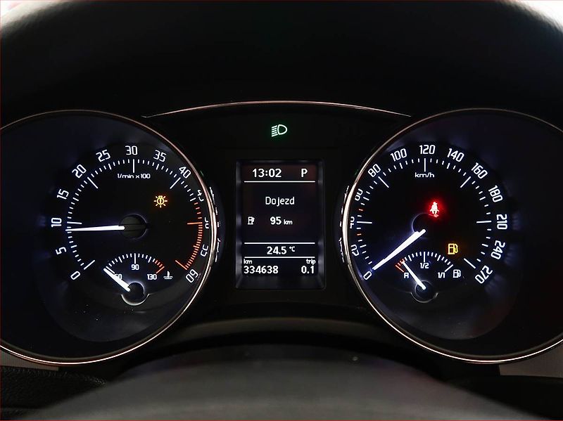 Škoda Superb (2010) 2.0 TDI, Automat, Tempomat - fotka 11 z 17