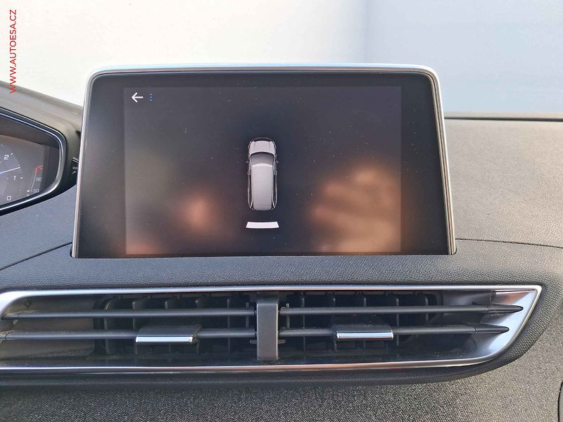 Peugeot 5008 (2018) 1.5 HDi 7míst, Allure, LED - fotka 17 z 20
