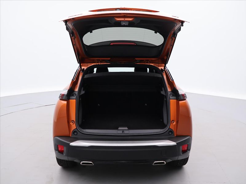 Peugeot 2008 1,2 PT114kW CZ GT-line - fotka 9 z 40