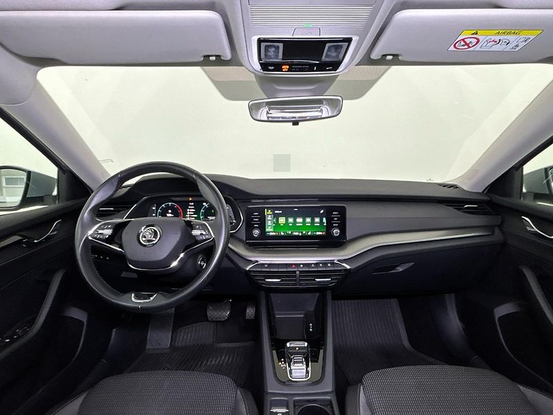 Škoda Octavia Ambition DSG - fotka 5 z 27