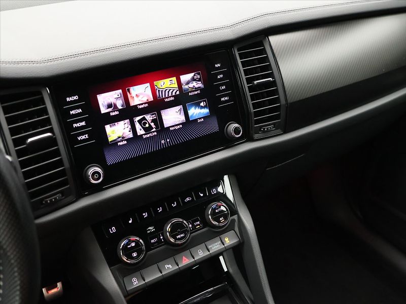 Škoda Kodiaq 2,0 TDI 110 kW Sportline DSG D - fotka 25 z 37