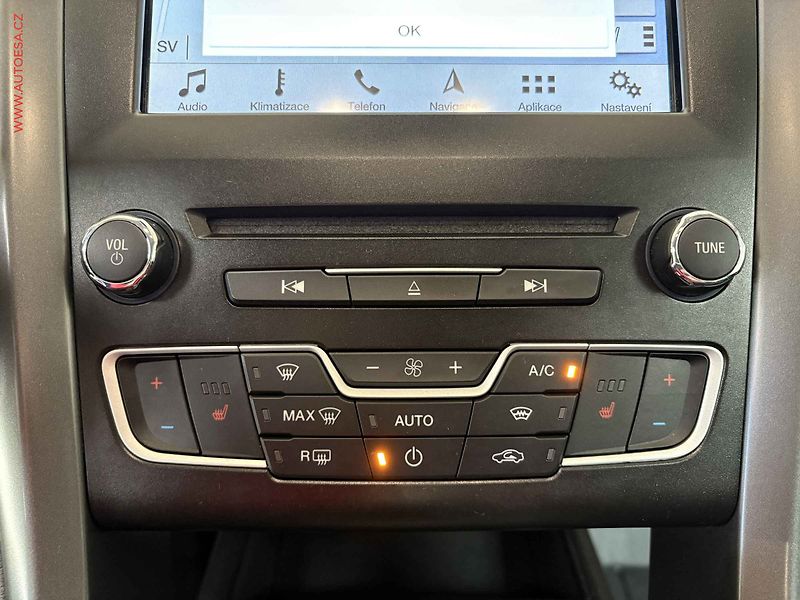 Ford Mondeo (2018) 2.0 TDCi AWD, ČR, DSG, TZ - fotka 16 z 19