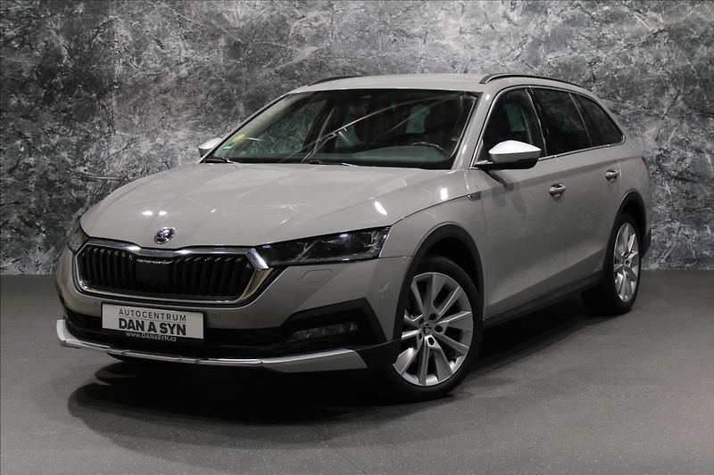 Škoda Octavia 2,0 TDI Scout 4x4 DSG 1.majite - fotka 1 z 40