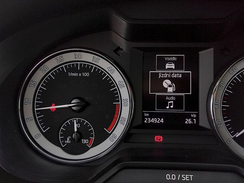 Škoda Octavia (2017) Style 1,6 Tdi 85 Kw - fotka 8 z 35