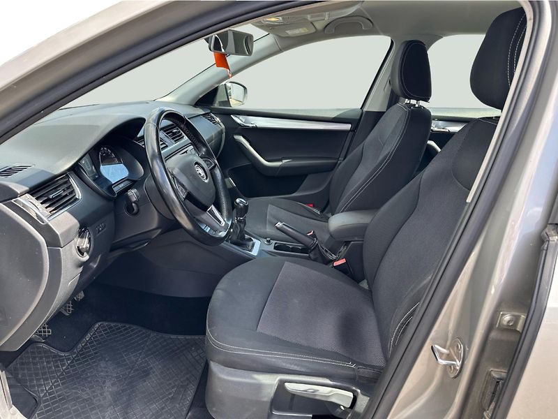 Škoda Octavia 1.4TSI G-TEC STYLE - fotka 11 z 22