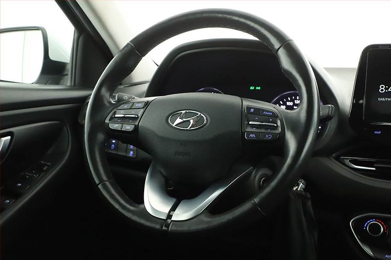 Hyundai i30 (2021) 1.5 T-GDI MHEV, Automat, Navi - fotka 23 z 26