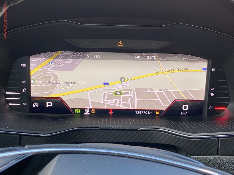 Škoda Superb (2023) 2.0 TSi, ČR, SportLine, DSG - fotka 15 z 21
