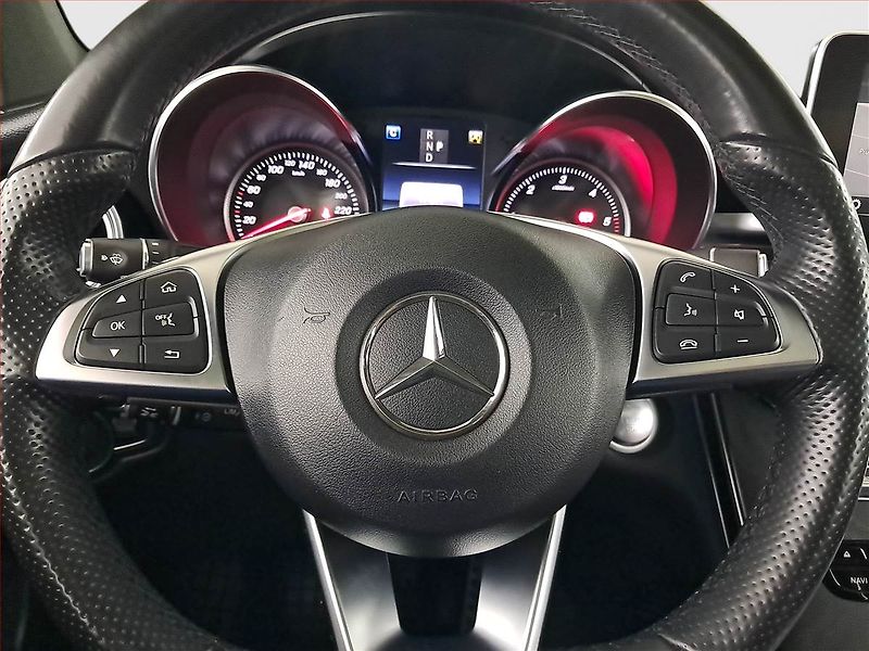Mercedes-Benz GLC (2018) 250 d - fotka 21 z 27