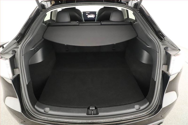 Tesla Model Y (2023) RWD LFP 60kWh, SoH 95% - fotka 11 z 30