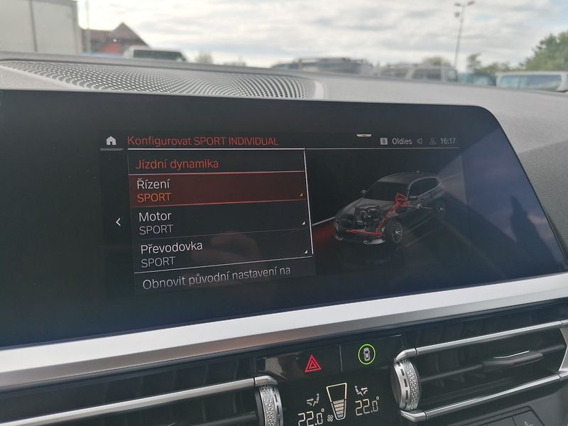 BMW Řada 3 (2020) 2.0 318D A/T Kůže - fotka 18 z 44