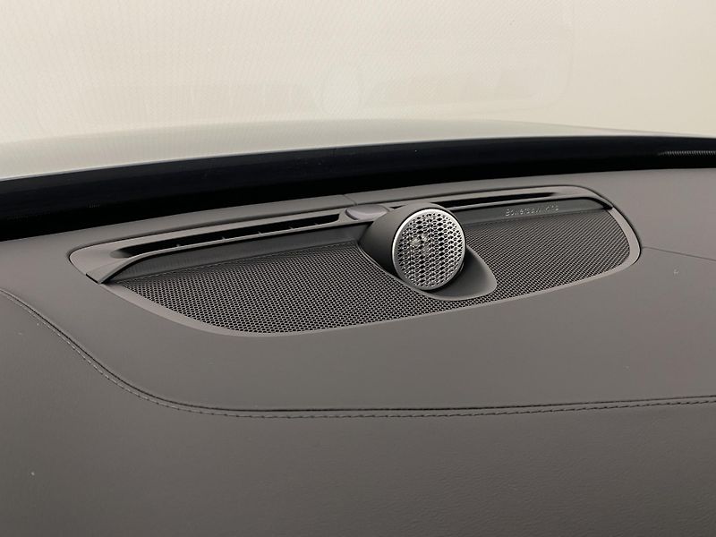 Volvo XC90 (2026) T8 AWD Plug-in BRIGHT PLUS 7m - fotka 37 z 72